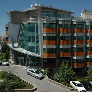 4* Otel Midi